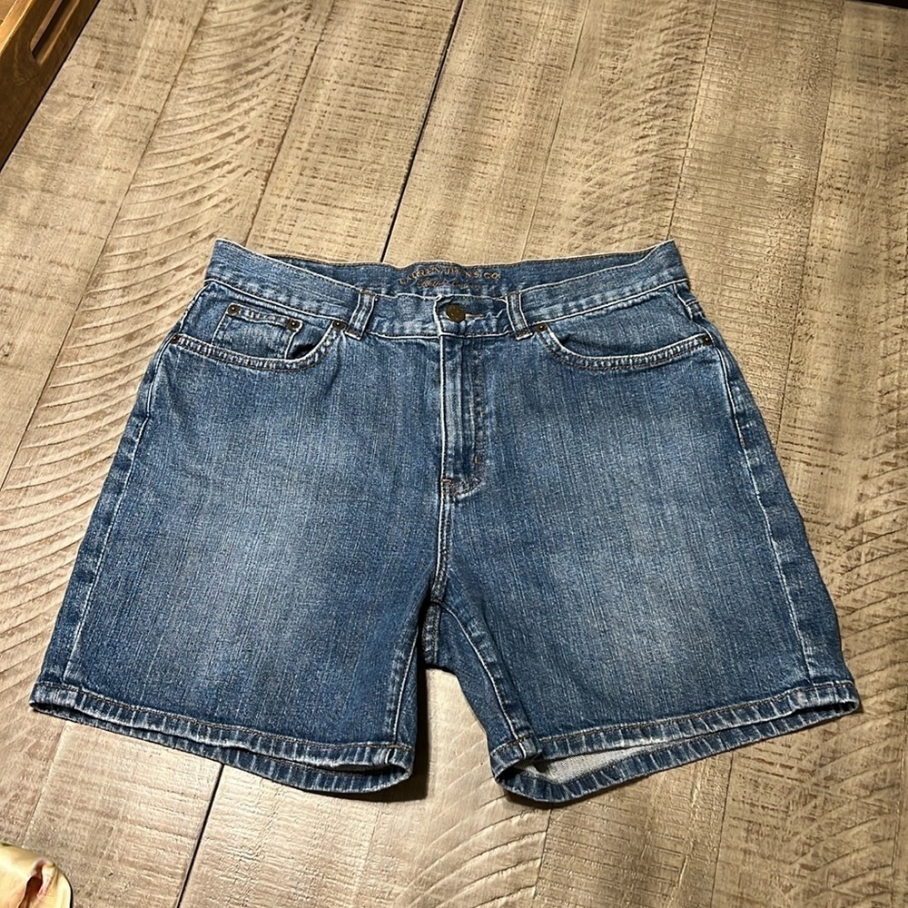 Ralph Lauren Vintage Denim Shorts Size 8P 5”inseam EUC